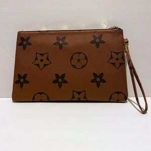 Wristlet